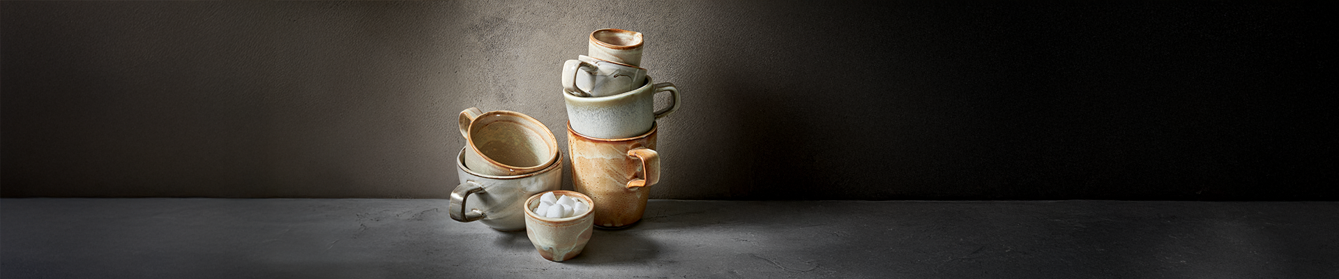 Cups, Mugs & Saucers