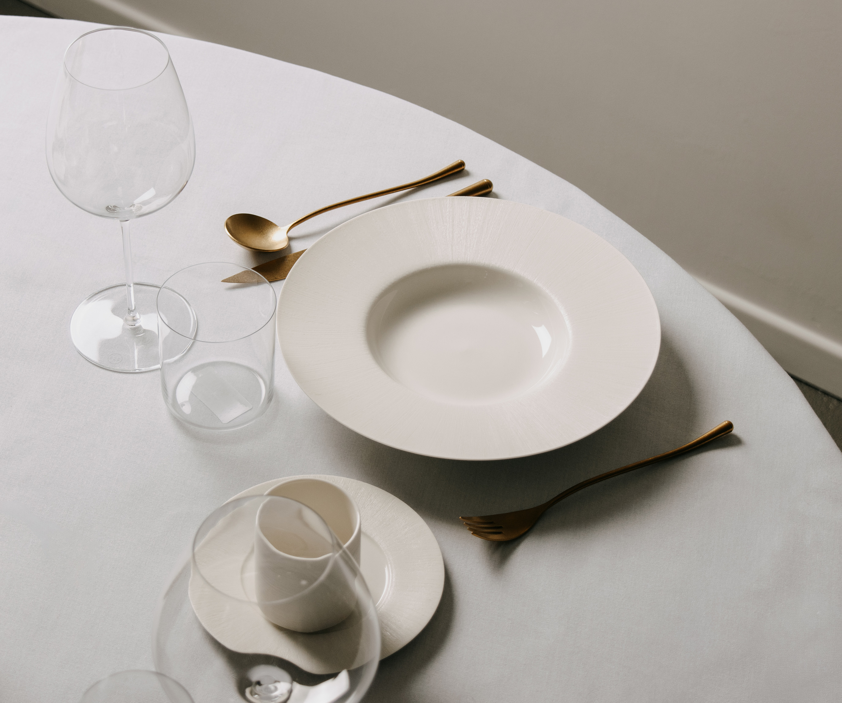 Collections: Gravure - Revive - Lux